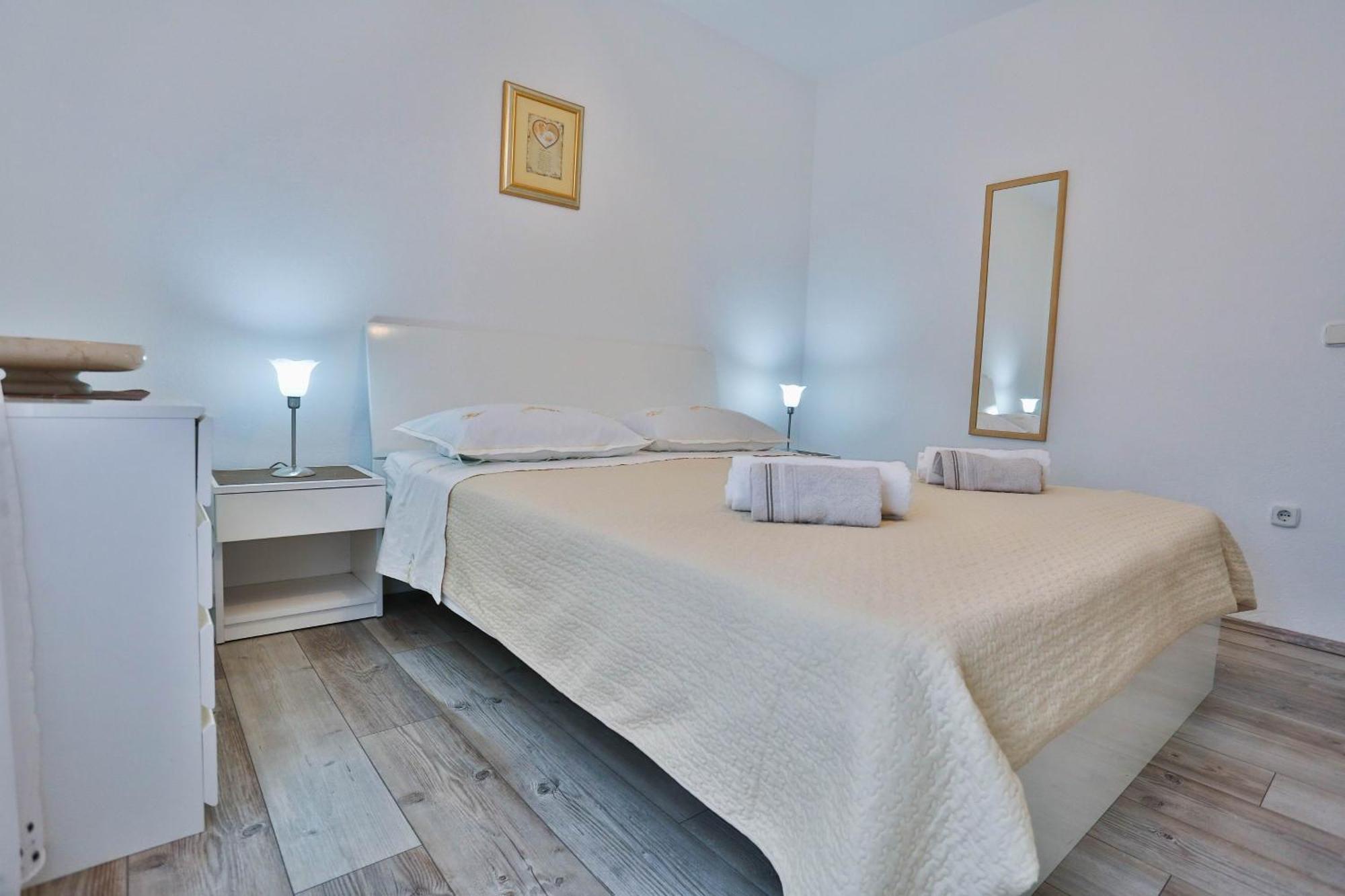 Apartments With A Parking Space Sutivan, Brac - 752 Habitación foto